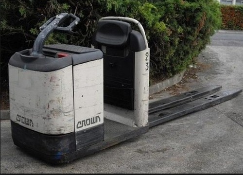 Product picture Crown GPC2020 GPC2040 GPC2040S Lift Truck Parts Catalog Manual Instant Download