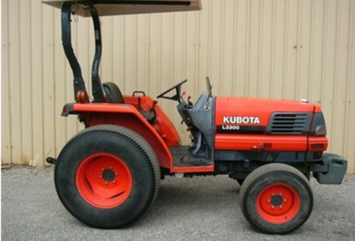 Product picture Kubota L3300DT-GST Tractor Illustrated Master Parts Manual Instant Download