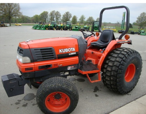 Product picture Kubota L2900DT Tractor Illustrated Master Parts Manual Instant Download