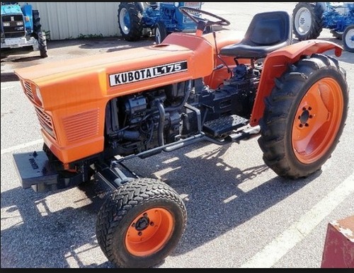 Product picture Kubota L175 L210 L225 L225DT L260 Tractor Service Repair Manual Instant Download